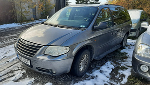 Chrysler grand voyager (1 foto / 3)