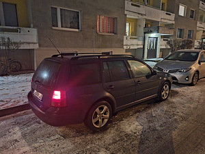 Volkswagen golf 4 1.6 (9 foto / 11)
