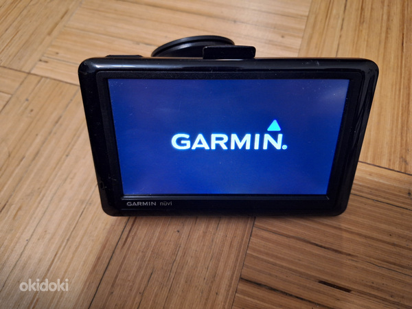 Навигатор для автомобиля Garmin.