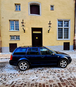 Volkswagen Golf 4 Variant (2 foto / 9)