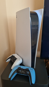 Playstation 5 (1 фото из 3)
