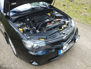 Subaru Impreza 4x4 (8 foto / 11)