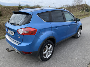 Ford Kuga 4x4 (5 foto / 11)