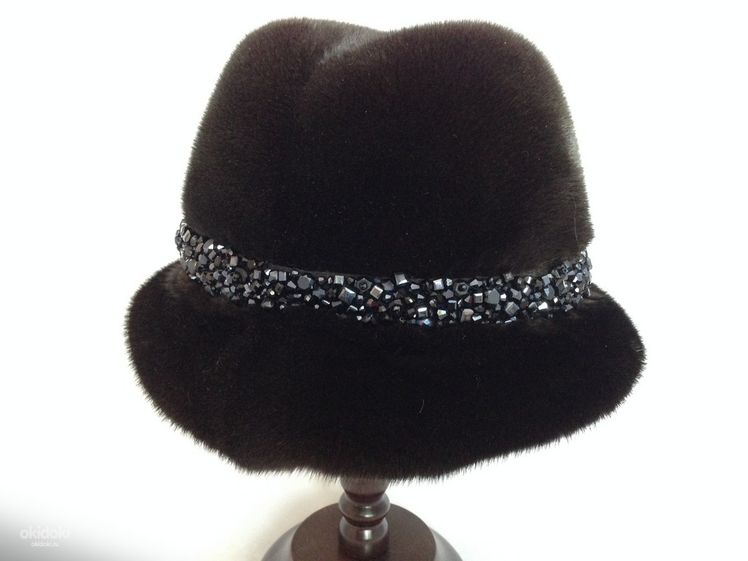 Анна семенихина головные уборы. Мастерская головных уборов на сухаревской. Ателье головных уборов в москве. Ателье по пошиву головных уборов на фотевой в москве. Ателье по ремонту и пошиву головных уборов.