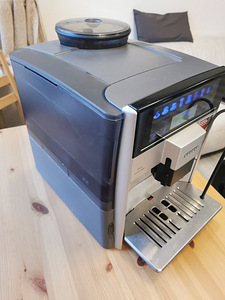 Kohvimasin Siemens EQ.6 Series 300 (2 foto / 4)