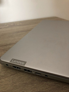 Lenovo Ideapad 330S-14IKB (6 foto / 6)