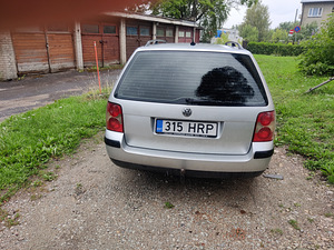 Volkswagen Passat 2,0 100kW (7 foto / 10)