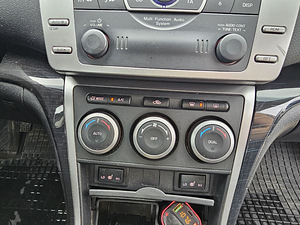 Mazda 6 GH 2.0 103kW (13 foto / 15)