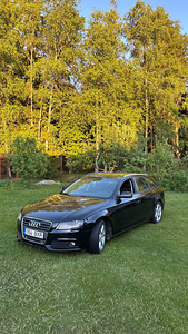 AUDI A4 AVANT 2.0 TDI - MANUAL (3 foto / 13)