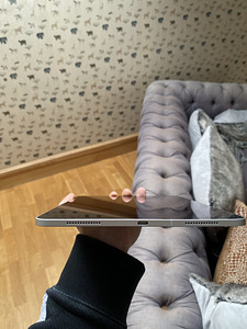 2018 iPad Pro 11” 512GB (3 foto / 3)