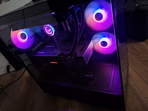 I5-14600K, 32GB DDR5, RX 7800XT 16GB, SSD 1.5TB (2 фото из 8)