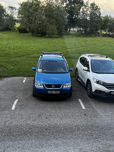 Volkswagen Touran 2.0 100KW 2004 (3 foto / 10)