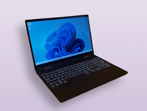 HP Envy x360 16gb 2-in-1 Laptop 15" (1 foto / 3)