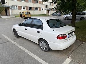 Daewoo Lanos 2000 (3 фото из 14)