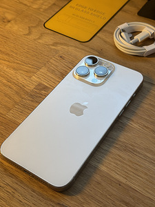 Apple iPhone 15 Pro Max 256GB White Titanium (3 foto / 4)