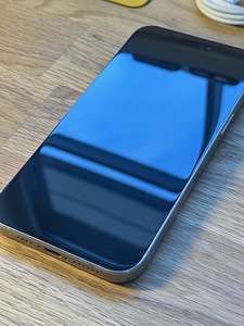 Apple iPhone 15 Pro Max 256GB White Titanium (4 foto / 4)