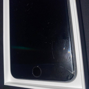 iPhone 7+ 128 gb (must) (2 foto / 2)