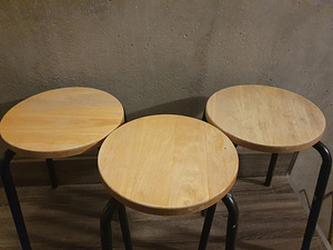 Taburet 30cm 3 tükki (2 foto / 4)