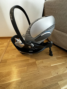 Turvahäll+alus Cybex Cloud Z2 i-Size 45-87cm Fashion Koi (2 foto / 6)