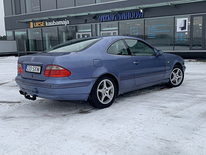 Mercedes benz clk 320 (1 foto / 6)