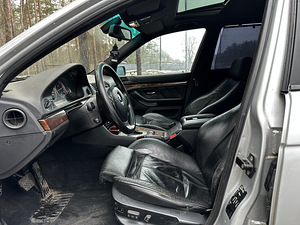 BMW 530D Power M-Package (6 фото из 8)