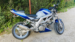 Suzuki sv1000s (9 foto / 9)