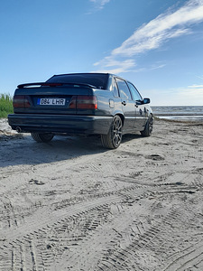Вольво 850 (4 фото из 9)