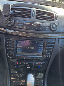 Mercedes-Benz E 220 2.1 R4 CDI T 110kW (7 foto / 15)