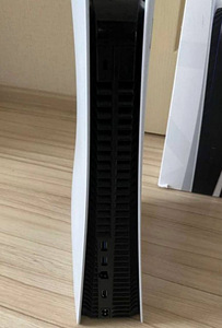 Playstation 5 koos disketiseadmega (3 foto / 4)