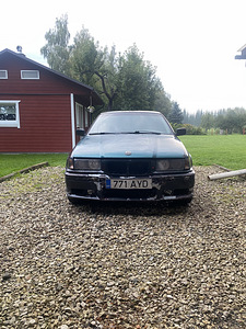 Продается e36 1.6 зимний автомобиль (2 фото из 7)