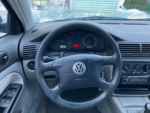 Volkswagen passat 1,9TDI (5 foto / 5)