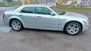 Chrysler 300c 3.0crd automat 2007a.varuosad (2 foto / 8)