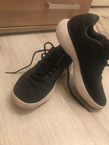 Korvpalli jalatsid Nike Hyper Dunk 2017 (2 foto / 3)