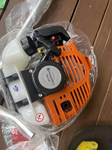 Müüa uus Husqvarna trimmer 555FX (2 foto / 3)