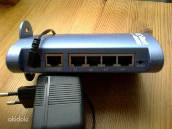 TRENDnet TW100-S4W1CA Broadband Router (foto #5)