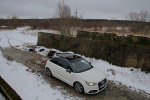 Audi a1 1.6 66kw (1 foto / 13)