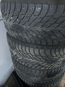 Nokian Hakkapeliita 255/55 R20 SUV lamellrehvid M+S (2 foto / 8)