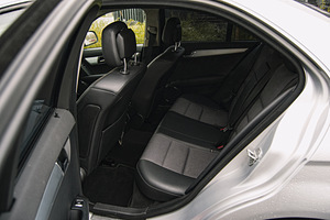 Mercedes-Benz C 320 3.0 CDI 165kW (5 foto / 8)