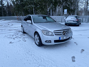Мерседес-Бенц С 320 3.0 CDI 165квт (2 фото из 7)