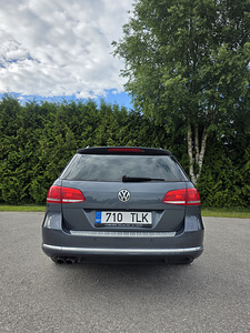 Volkswagen Passat 2.0 103kw / 2012 (2 foto / 6)