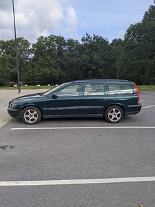 Müüa Volvo V70 (2 foto / 14)