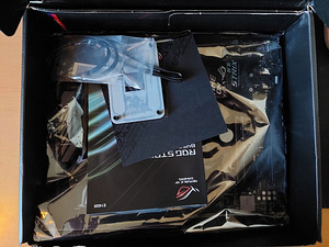 Asus Rog Strix b450f emaplaat (5 foto / 5)