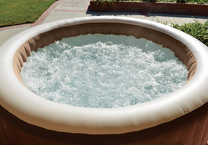 Intex PureSpa Bubble Therapy - bassein-mullivann 4 inimesele (6 foto / 10)