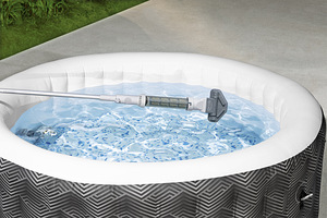 Juhtmevaba veealune tolmuimeja Bestway Lay-Z-Spa 60327 (10 foto / 10)