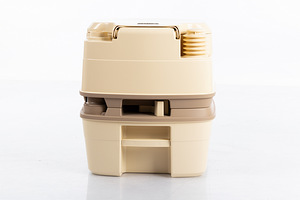Thetford Porta Potti Qube 165 LUXE биотуалет с индикатором (4 фото из 10)
