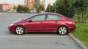 Honda Civic 1.8 103 kW (4 foto / 14)