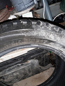 Шины 225/50 / r17 (8 фото из 10)
