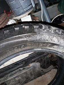 Шины 225/50 / r17 (10 фото из 10)
