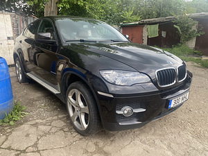 BMW X6 (1 фото из 8)