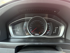 Volvo s 80 2010 D5 151kw->178kw. Biturbo (3 foto / 14)